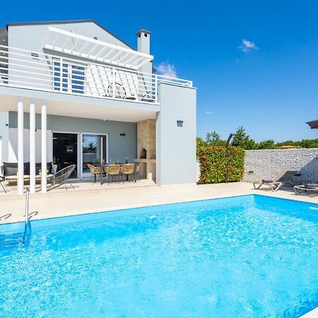 Villa Ovis Peresiji Eksteriør billede